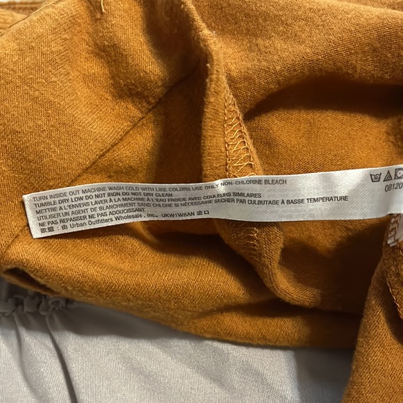 Urban Outfitters Out from Under Cross Over Tan / Orange Crop Top Long sleeve - Picture 4 of 4